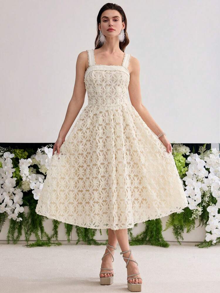 VESTIDO FRANZIDO CONTAS DE PÉROLAS FALSAS