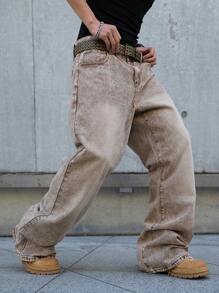 Manfinity Hypemode Men's Loose Fit Pocket Flared Straight Leg Jeans - Coffee Brown - View 1