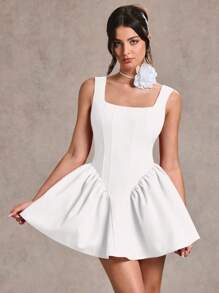 SHEIN BAE Váy ngắn nữ màu hồng trơn gợi cảm ngọt ngào lãng mạn dây mảnh khoét lưng nơ trang trí mùa xuân/hè, phong cách công chúa, thích hợp cho tiệc tốt nghiệp, những dịp trang trọng, tiệc cocktail, buổi hẹn hò lãng mạn, váy xếp lớp mùa thu/đông, tiệc tùng, hộp đêm, váy phù dâu cưới, váy dạ hội, váy Halloween, váy Giáng sinh - trắng - Xem 7