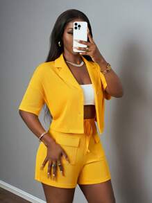 Slaydiva 2025 Sommer neue Ankunft Damen Lässig, Bohème, Western, Vintage, St. Patrick's Day, Geburtstagsfest, Abschluss, Alltag, Alles-passend, Lässig, Kreuzfahrt-Reisen, Strand, Sonnenschein, Sport Streetwear Utility Taschen Top & Kordelzug Shorts, strukturiert, gelb 2-teiliges Set