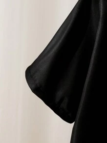 SHEIN Boys' Oversized Black Collared Shirt With Letter Print Design On Back