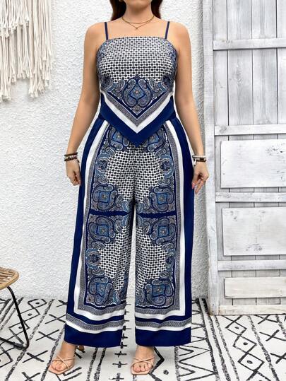 SHEIN Clasi Conjunto de 2 piezas de talla grande con top tipo camiseta y pantalones estampado de paisley bohemio, para el verano