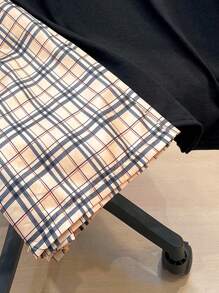 SHEIN Set di maglietta a maniche corte e pantaloncini comodi e casual in patchwork quadri con colori a contrasto per ragazzi adolescenti