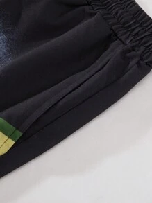 ROMWE MEN Prep 男士休闲字母印花短袖 T 恤和短裤套装