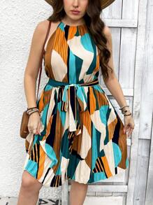 SHEIN Clasi Plus Summer Geometric Print Halter Neck Casual Dress, Minimalist & Fashionable For Everyday Wear