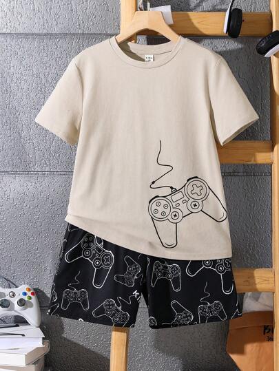 SHEIN 2pcs Tween Boy Casual Crew Neck Video Game Graphic T-Shirt & Shorts Set