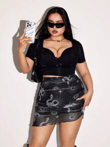SHEIN ICON Plus Size Asymmetrical Hem Ruched Net Fabric Star & Snake Print Mini Skirt, Y2K Punk Dark Style - Black and White - View 2