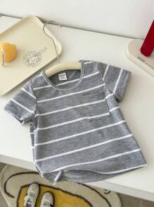 SHEIN Vintaside Kids 3 pièces Ensemble de Top rayé unisexe pour bébé garçon, noir, gris et vert olive - Couleurs assorties convenant à toutes les occasions en été. Vêtements de bébé garçon, hauts pour bébés garçons, vêtements pour garçons, vêtements de bébé garçon, hauts pour bébés garçons