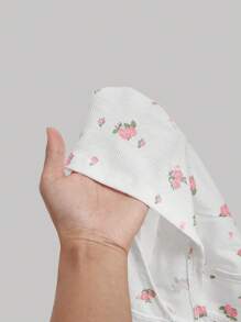 SHEIN MOD Women Ditsy Floral Form-Fitting Camisole And Midi Skirt 2 Pieces Set, Spring/Summer Outfits,Rave Outfits Festival,Floral Set,Country Outfits Women,Boho Women Clothing,Summer Vacation Outfits,Holiday ,Beach Outfits,Carnival Costume,Spring Outfit - White - View 5