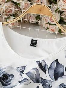 SHEIN Clasi Plus Size 2 Pieces Set, Shoulder Sleeve Rose Print Top With Pleated Shorts/Culottes