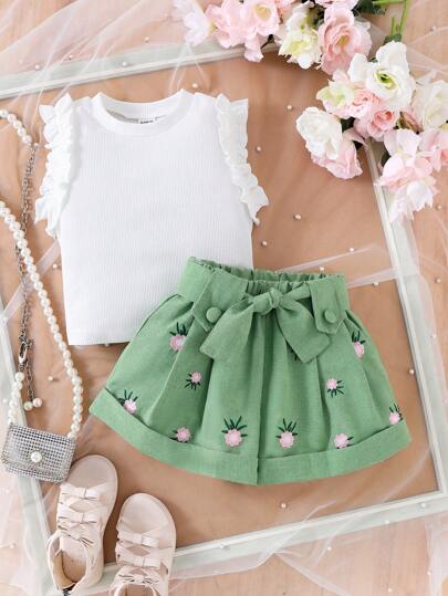 SHEIN Set de 2 piezas con top sin mangas con volantes blanco tejido y shorts verdes con bordado en la cintura para niña, conjunto casual de verano