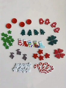 SHEIN 50 件木制圣诞装饰纽扣 - 各式圣诞树、雪花和手套 - DIY 工艺品、圣诞贺卡制作、剪贴簿、头饰和礼品包装装饰品（随机款式）、圣诞节 - 彩色 - 查看 3