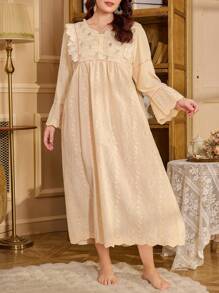 PalaceNights Plus Size Long Sleeve V-Neck Lace Patchwork Ruffle Hem Loose Vintage Long Nightgown