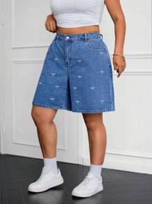 SHEIN ICON سروال قصير جينز فضفاض مزخرف بالفراشات للسيدات البدينات - أزرق متوسط - مشاهدة 5