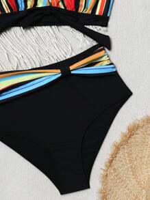 SHEIN Conjunto de bikini a rayas informal de moda deportiva para vacaciones de verano, outfits de playa para mujeres