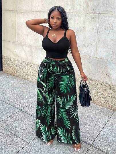 Slaydiva Women Plus Size Summer Sporty & Vacation Outfit, Black Slim Fit Cami Top And Loose Tropical Print Wide Leg Pants, 2 Pieces Set,Holiday Outfits Boho