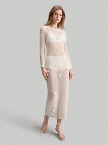 Ontre Vestido largo de punto con decoración de flor 3D hueca para mujer 2025, sofisticada flor 3D, vestido tipo capa para resort de primavera/verano, vestido de resort de primavera/verano, elegante y romántico - Blanco - Ver 5