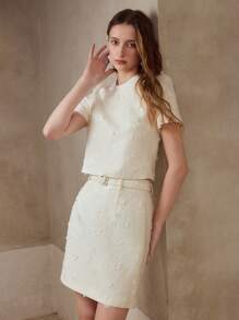 MOTF PREMIUM APPLIQUES PUFF SLEEVE BLOUSE