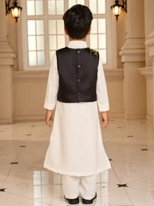 SHEIN 2pcs Young Boy Casual Sleeveless Dress & Long Sleeve Jacket Set, Minimalist Fashion For Daily Wear - White - View 2