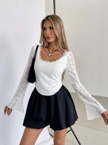 SHEIN Essnce T-shirt femme élégant à manches évasées en dentelle de couleur unie