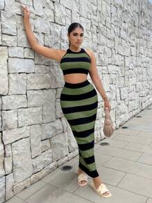 SHEIN SXY Bộ 2 áo len không tay kẻ sọc cho nữ và chân váy len midi - xanh quân đội - Xem 1