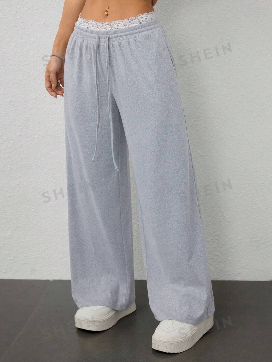 SHEIN PETITE Pantalones largos informales con cintura con cordón, parche de encaje y contraste de color