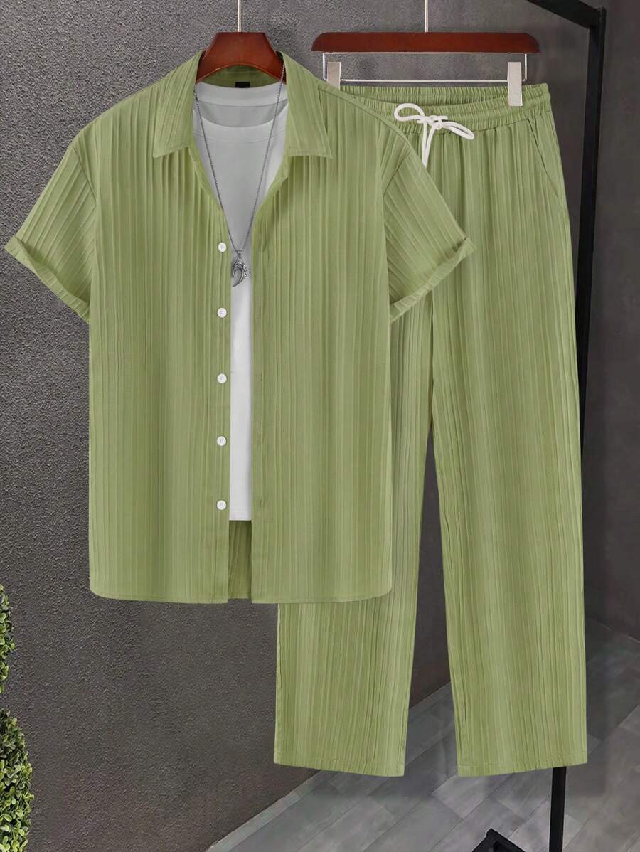 Manfinity Homme 2pcs Men's Solid Color Short Sleeve Shirt And Pants Set - Mint Green - View 1