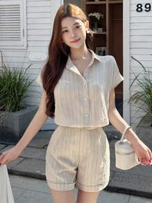 DAZY Bộ 2 món áo sơ mi và quần short kẻ sọc dành cho nữ, kiểu dáng thường ngày, thời trang, chất liệu vải lanh, thích hợp mặc hàng ngày. - Màu Khaki - Xem 2