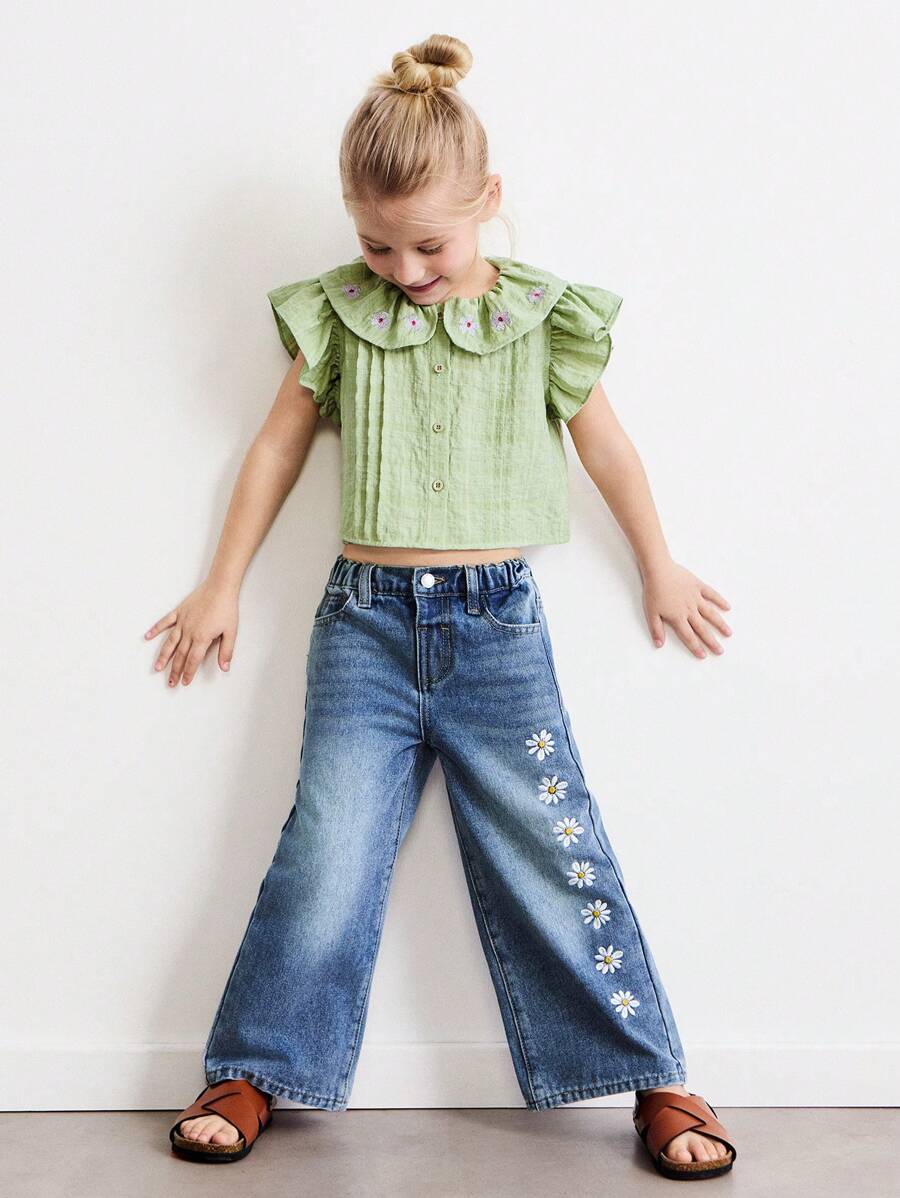 SHEIN Young Girls' Cute & Sweet Vintage Floral Embroidered Jeans