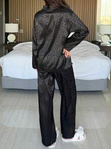 DAZY 缎面豹纹提花宽松睡衣套装，秋冬服装 - 黑色 - 查看 2