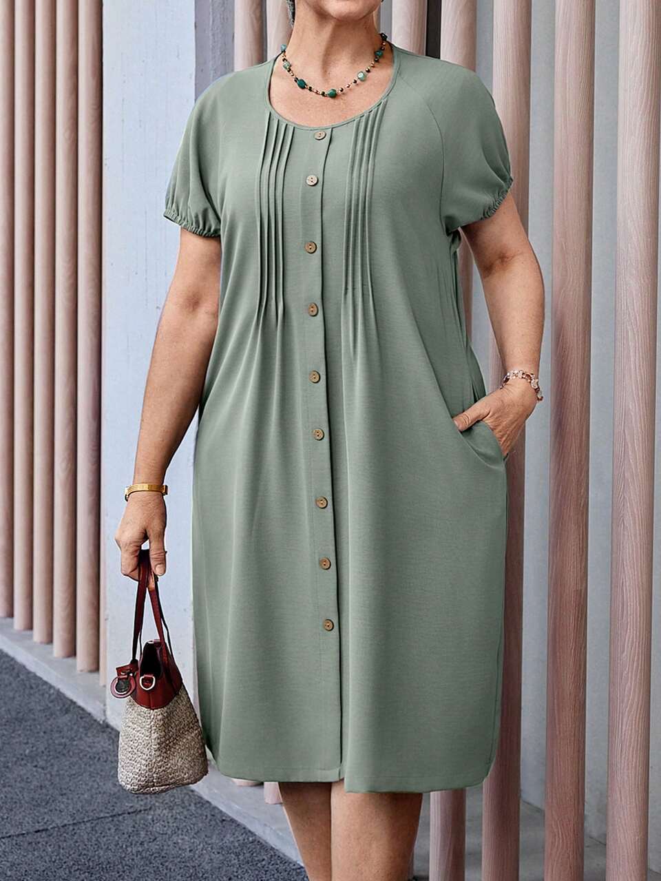 Plus Size Women Plain Round Neck Short Sleeve Pleated Pocket Casual Dress,Spring/Summer/Vacation