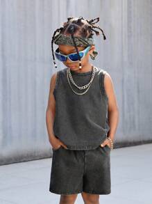 SHEIN 2 件套年轻男孩夏季街头酷炫石洗无袖宽松黑色牛仔背心和牛仔短裤套装，儿童春夏装街头装春假装