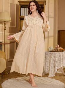 PalaceNights Plus Size Long Sleeve V-Neck Lace Patchwork Ruffle Hem Loose Vintage Long Nightgown