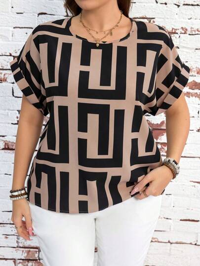 SHEIN LUNE Plus Size Women Geometric Print Short Sleeve Blouse Summer For Commute Minimalist Old Money Elegant Top Classy Outing Casual Office Bussines Khaki