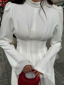 Siren Gaze 女式褶皱腰喇叭长袖连衣裙