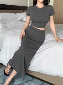 Joudiya Women's 2 Pieces Set: Solid Color Fitted Short Sleeve Top And Skirt Lounge Sets For Women - Grey - View 3