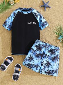 SHEIN 2 件套青少年男孩休闲字母和棕榈树印花泳衣上衣和泳裤套装，非常适合海滩度假、游泳、冲浪，物超所值 - 藍色 - 查看 2