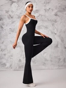 Easithlete 1 件喇叭腿连体裤 / 撞色设计 + 黑色 / 常规连体裤 / 无缝 / 瑜伽 + 健身