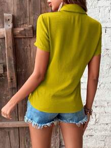 Chiquease Chemise décontractée à manches courtes et à boutonnage simple en couleur unie pour femmes