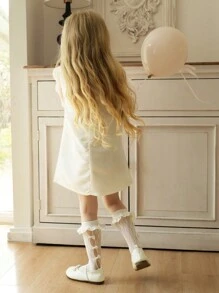 Váy cưới ngắn cho bé gái cổ cao bằng vải satin thêu hình trái tim, tay dài chữ A, phong cách công chúa thanh lịch, hàng mới về - trắng - Xem 6