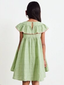 SHEIN Young Girls' Loose Round Neck Dress With Cherry Blossom Embroidery, Ruffle Hem And Cap Sleeves, Green, Casual Mori Style For Spring & Vacation