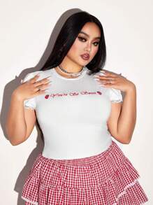 SHEIN ICON Maglietta con maniche a palloncino e stampa slogan con fragola, per taglie comode, primavera/estate