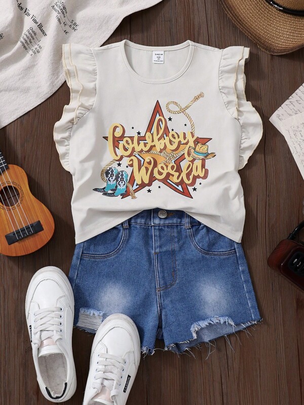 SHEIN Conjunto de 2 piezas para niñas pequeñas de primavera y verano de nuevos estilos Wildeya: Camiseta ancha y sobredimensionada con estampado de estrella de 5 puntas y estampado vintage occidental, combinada con pantalones cortos de mezclilla de lavado medio. Moda versátil, apta para actividades al aire libre y uso diario.