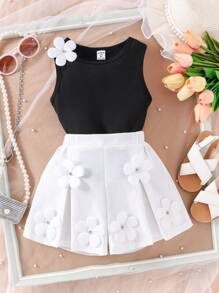 2 件套年轻女孩针织无袖 V 领白色五瓣花上衣和荷叶边短裤套装，时尚优雅的夏季服装 - 黑色 - 查看 1