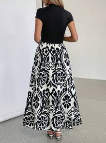 SHEIN Essnce Đầm dài thường ngày in hoa chắp vá cho nữ tay ngắn - màu đen - Xem 4