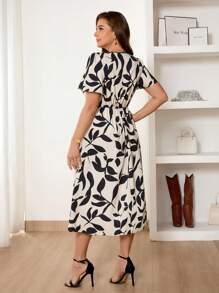 SHEIN Frenchy Plus Size Resort Dresses, Printed Dresses, Summer Short-Sleeved Dresses, Casual Dresses, Boho/Bohemian, Women Beachwear, Long Beach Dress, Plant Print Twist Knot Casual Work Dress - Apricot - View 10