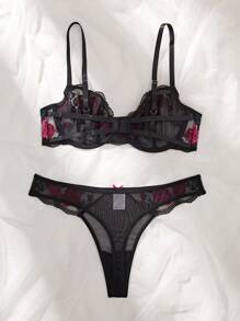 2pcs Women Black & Burgundy Floral Embroidery Lingerie Set