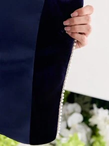 MOTF Soiréza BLAZER CON UN SOLO BOTÓN Y ADORNO DE PERLAS FALSAS EN CONTRASTE - azul real - Ver 7