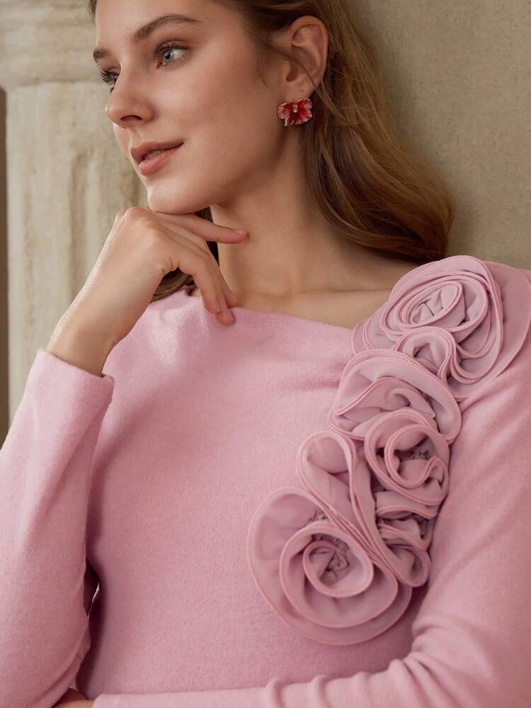 STEREO FLORAL ASYMMETRICAL NECK T-SHIRT