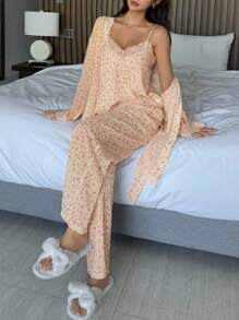 DAZY Conjunto de pijama de 3 piezas con bata, camiseta y pantalón largo con estampado de leopardo y encaje para damas